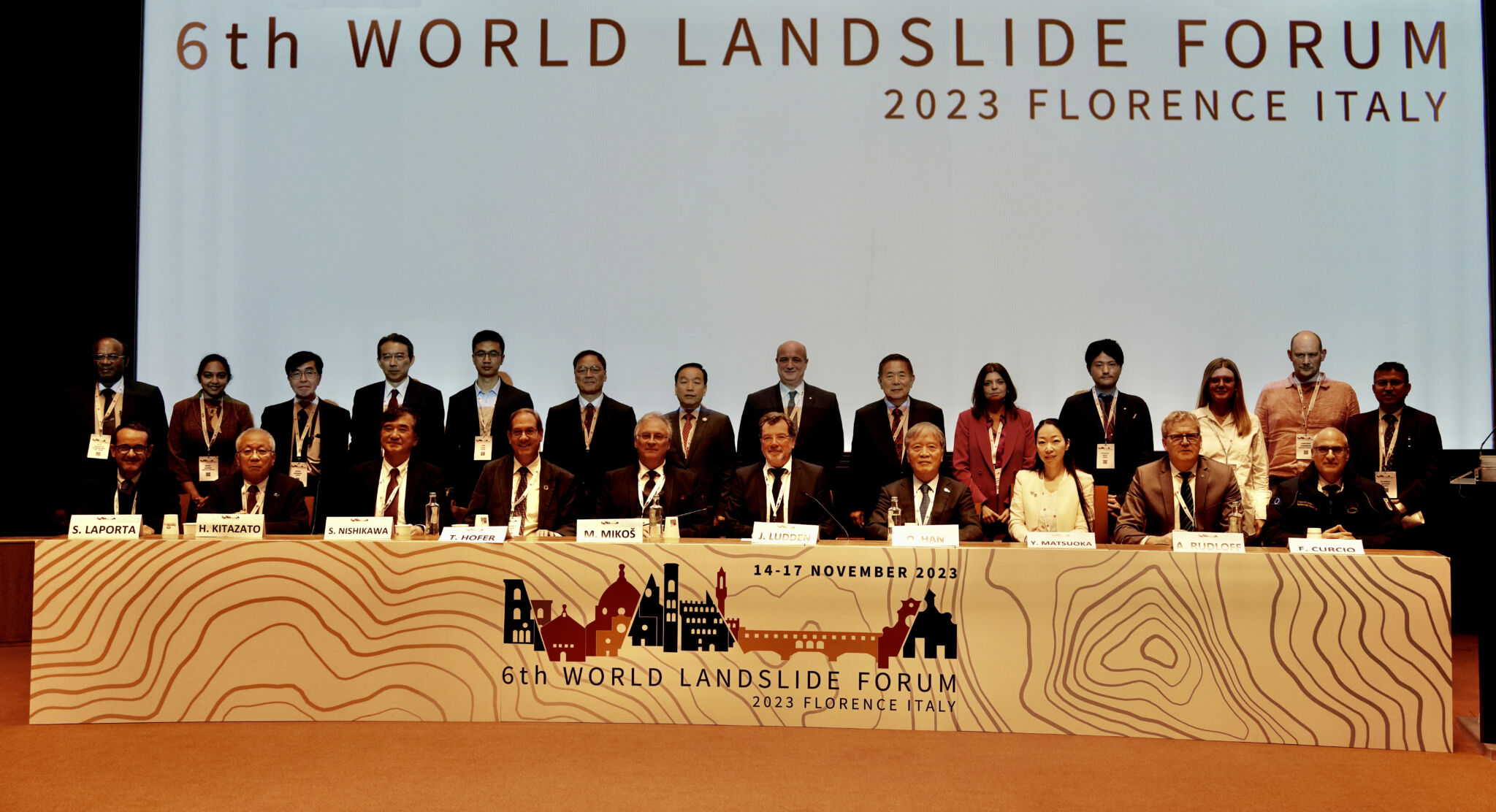 Group photo of the 6th World Landslide Forum